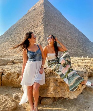 Giza Pyramids, Memphis City, and Saqqara Pyramid Day Tour